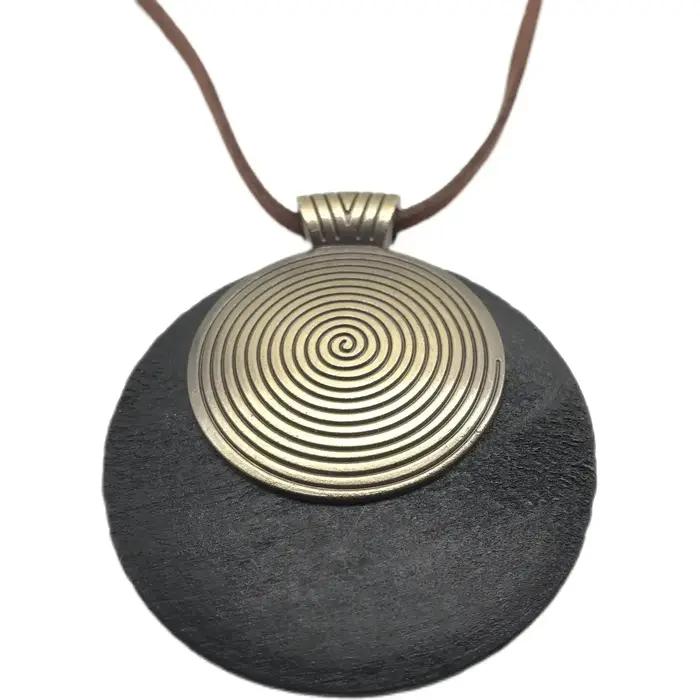 Collier long en coton et lin de style ethnique vintage pour femme