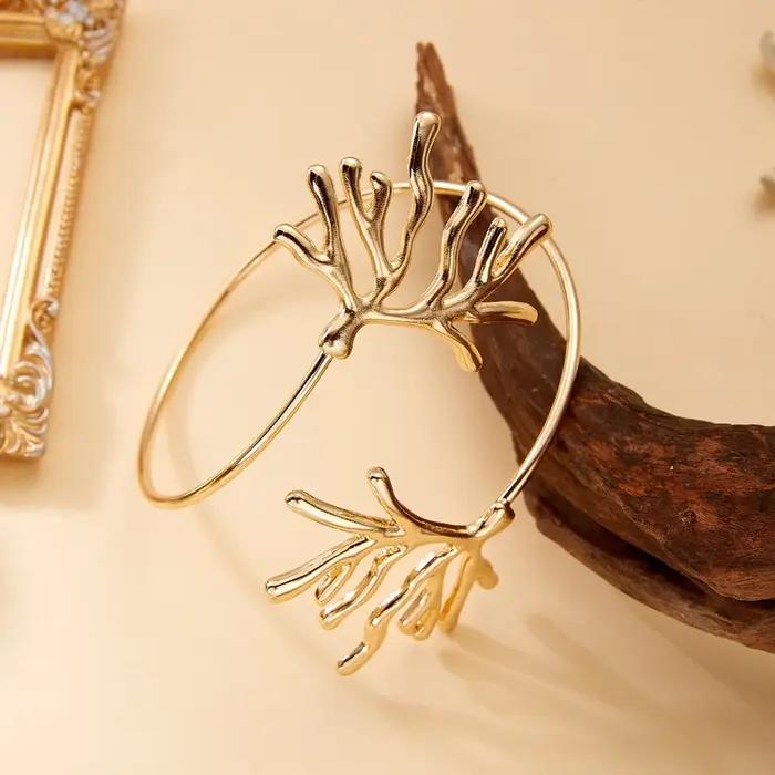 Bracelet de manchette en métal plaqué or avec motifs de plantes et coquillages pour homme et femme, style bohème estival pour plage et occasions spéciales