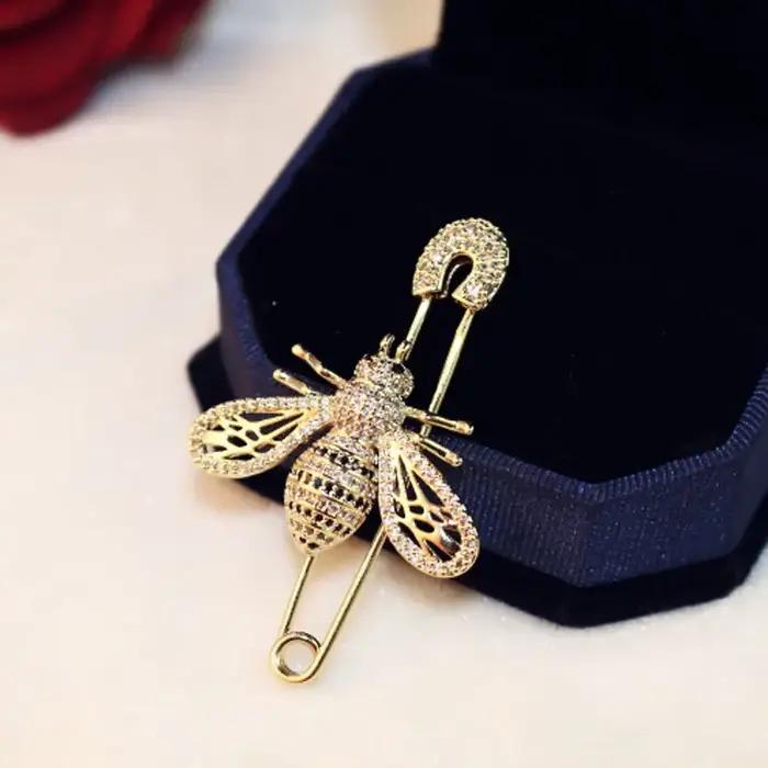 Broches de luxe en cristal en forme d'abeille pour femmes élégantes et occasions spéciales