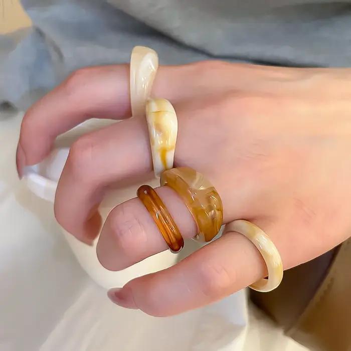 Ensemble de bagues bohème rétro en résine acrylique pour femmes
