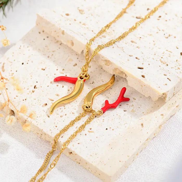 Collier pendentif porte-bonheur Chili Pepper