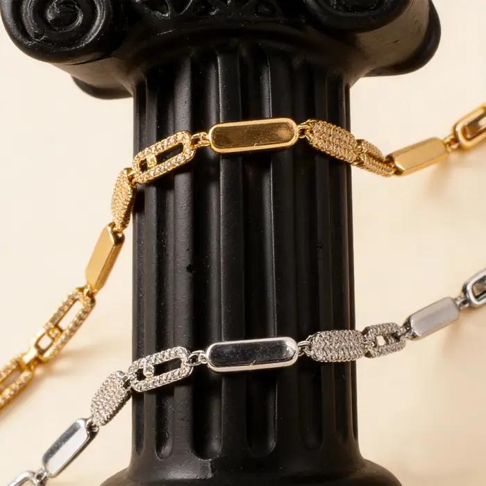 Bracelet de style luxe léger pour femmes