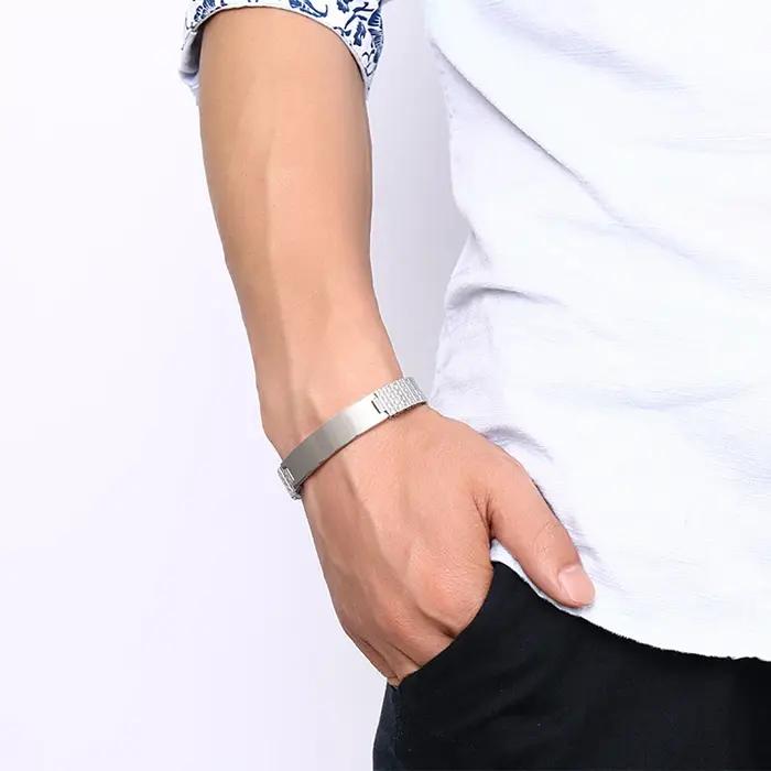 Hommes femmes personnaliser graver nom Image Bracelet extensible avec bande élastique en acier inoxydable bracelets personnalisés bijoux unisexe