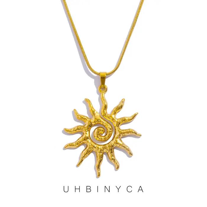 Collier pendentif soleil en spirale pour femme – Acier inoxydable hypoallergénique plaqué or 18 carats