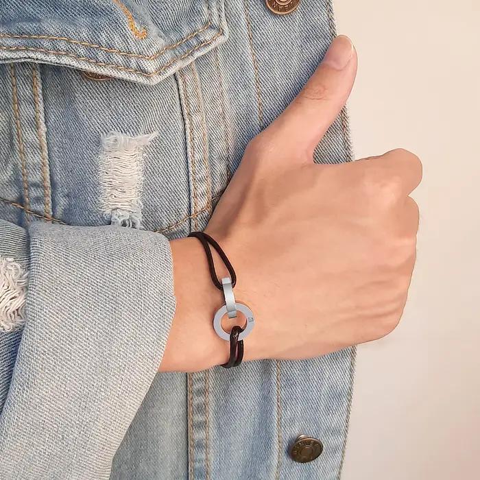 Bracelet de Karma à cordon noir