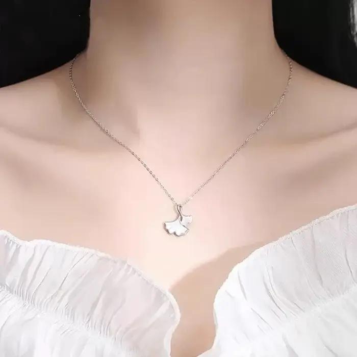 Collier en feuille de Ginkgo pour femmes