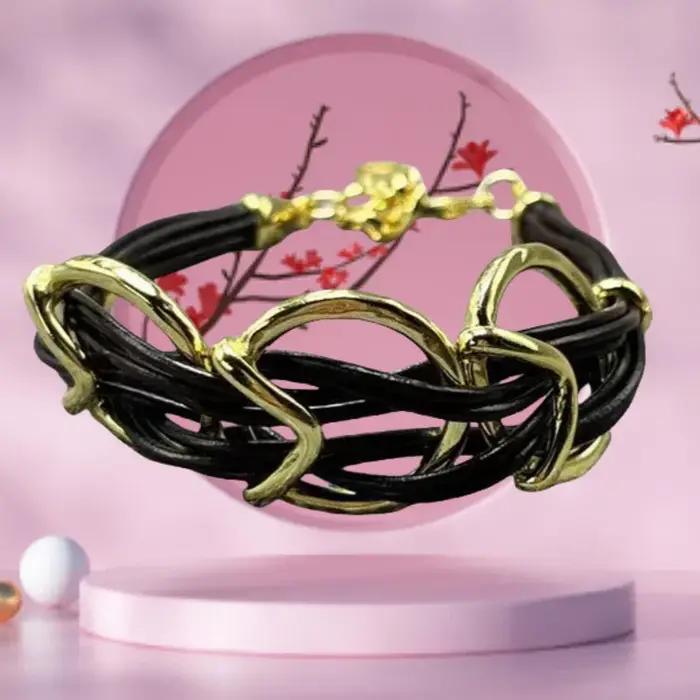 Bracelets et bijoux exquis, cadeaux qui les filles aiment l'été de 2025