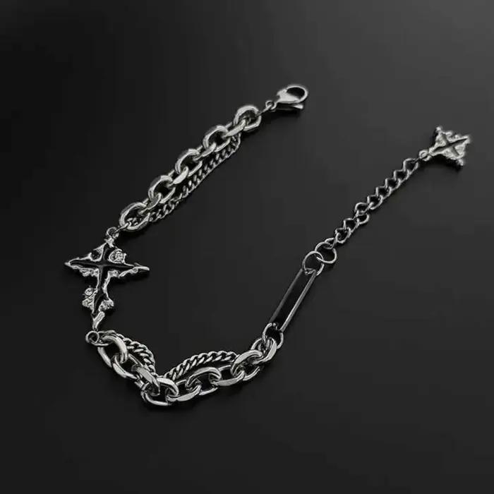 Bracelet croix foncé unisexe style classique robuste hypoallergénique pour homme bijou cadeau occasion spéciale