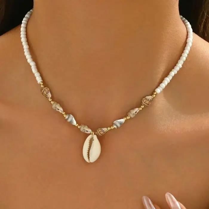 Collier bohème de perles de conque de plage pour femmes