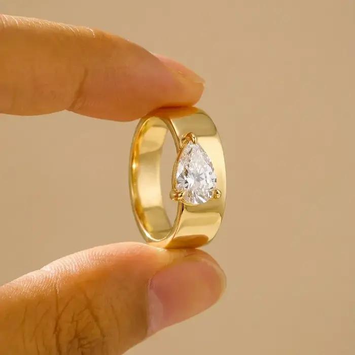 Bagues larges en or 14 carats pour femmes
