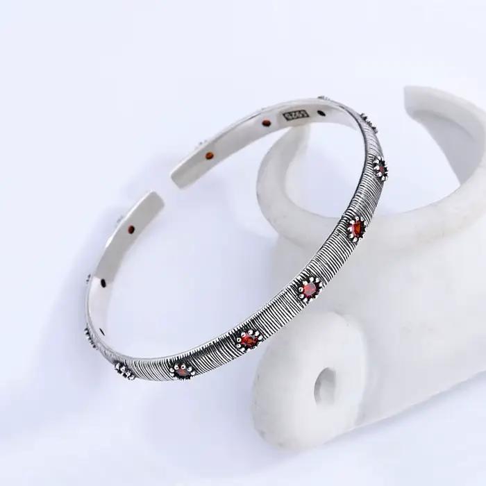 Bracelet rétro en argent thaïlandais pour femme