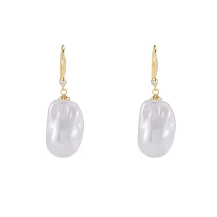 Boucles d'oreilles en perles baroques antiques