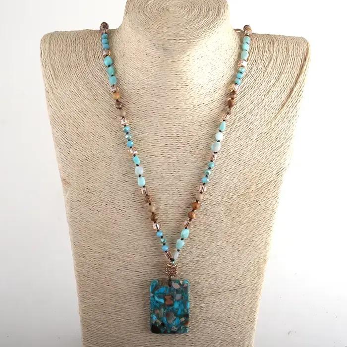 Collier Boho en cristal de charbon naturel de forme aléatoire