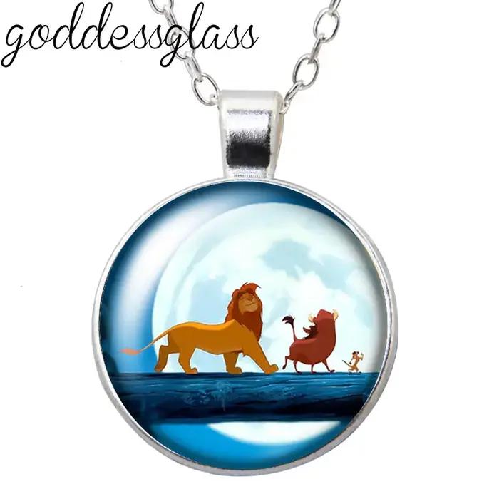 Collier avec pendentif en verre rond