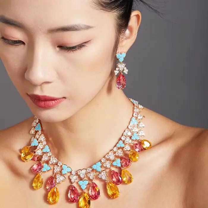 Ensemble de bijoux pour femme Morgan Pink à texture goutte d'eau exagérée - Boucles d'oreilles et collier