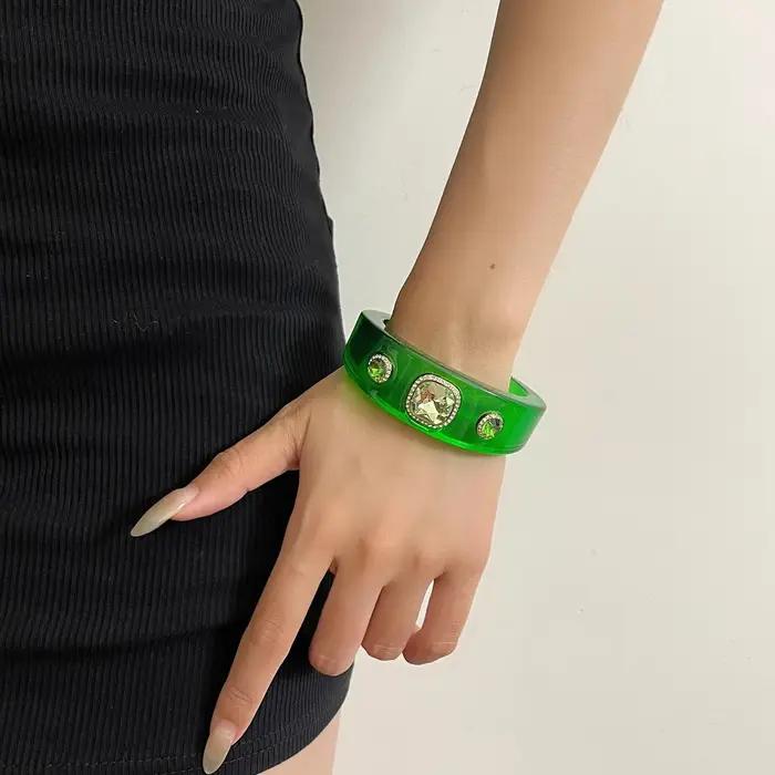 Bracelet en résine dégradé rond géométrique pour femmes style moderne unique occasions spéciales