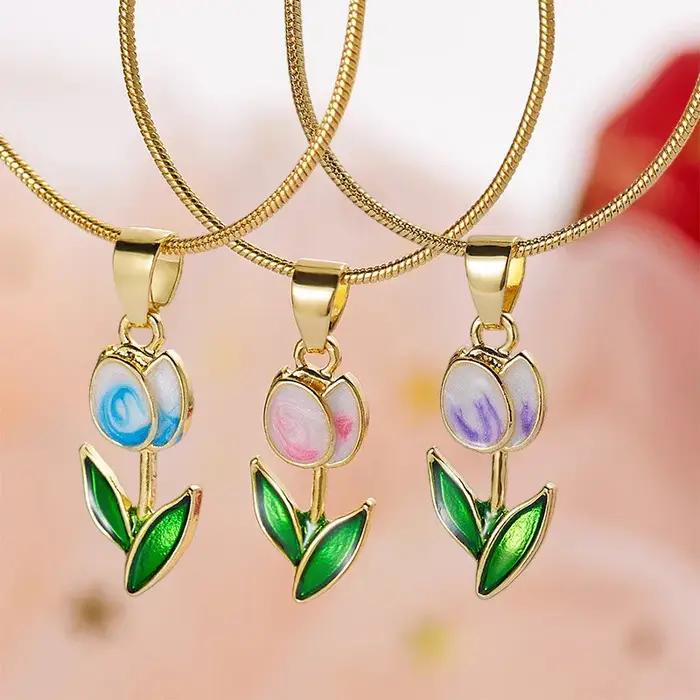 Collier pendentif fleur de tulipe en émail vintage élégant pour femme
