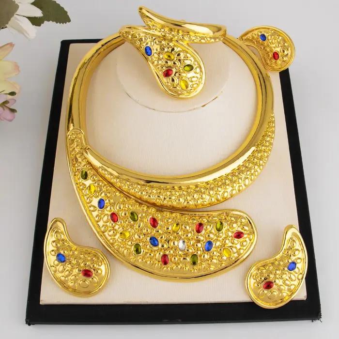 Ensemble de bijoux italiens plaqués or