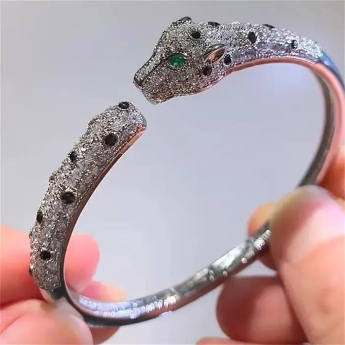 Bracelet en cristal léopard pavé de strass bracelet ouvert en forme de panthère pour femmes bijoux de fête tracker d'humeur occasion spéciale