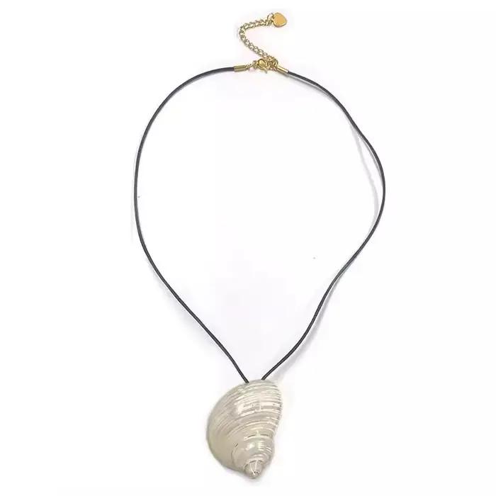 Collier pendentif en coquille de conque naturelle pour femmes et filles, chaîne longue réglable pour