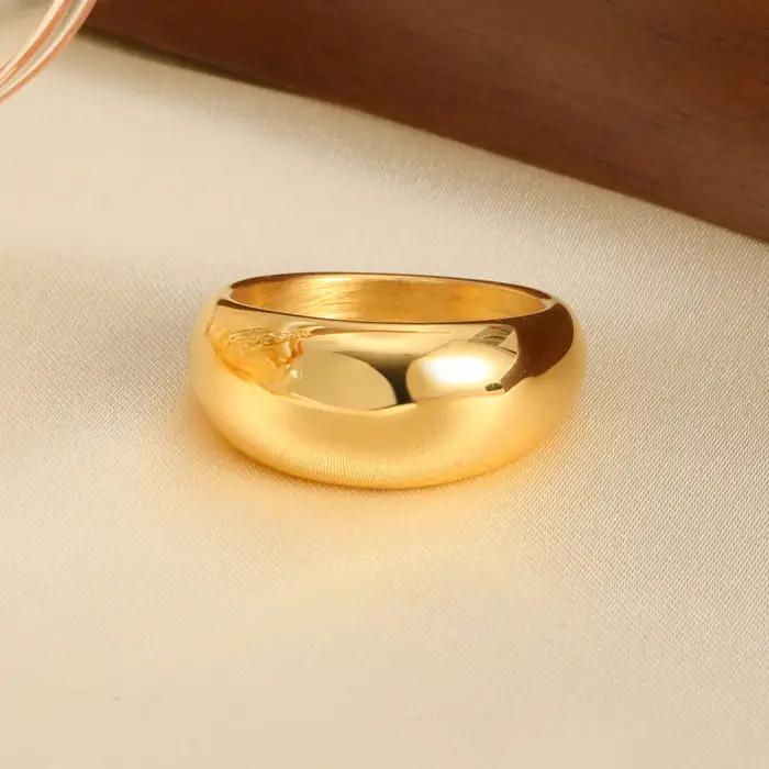 Bague Crépue Géométrique Minimaliste Plaqué Or pour Femme Bijoux Lisses et Épais Cadeau d'Anniversaire Occasions Spéciales