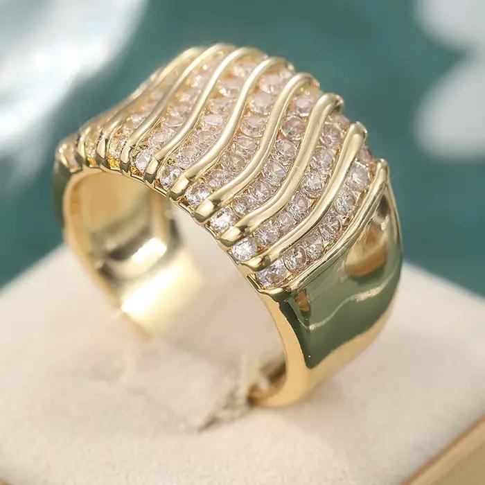 Bague de mariage couleur dorée