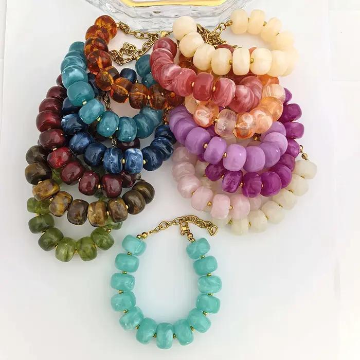 Bracelet rond en résine pour femme
