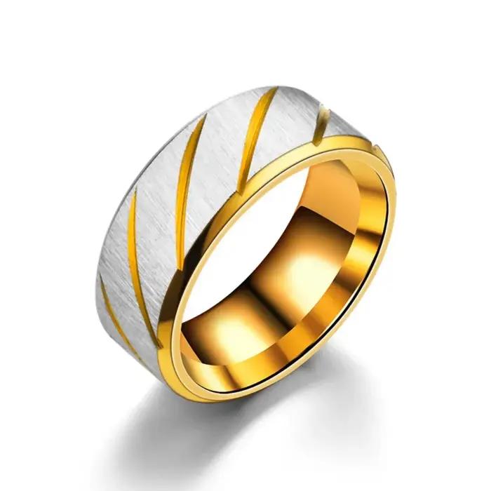 Bague en acier inoxydable avec gravure en sergé