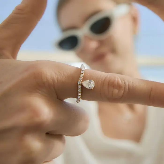 Bague fine en acier inoxydable Ars plaquée or 18 carats