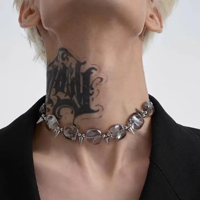 Collier néo-gothique ZHUHE en cristal avec rivets pour homme et femme pour soirée et cérémonies spéciales