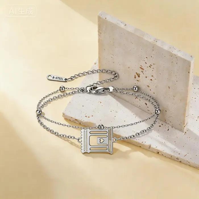 Bracelet ajustable en corde tressée avec pendentif charme du Temple Saint