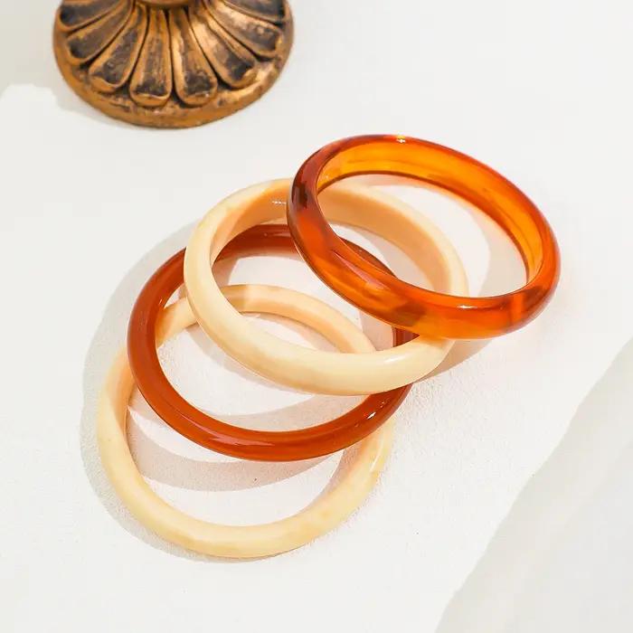 Ensemble de 4 bracelets élégants en acrylique rétro design simple et tendance pour femmes occasions décontractées et spéciales