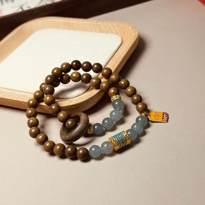 Bracelet de prière en bois de santal à double boucle avec anneau émaillé à cinq sutras – Cadeaux