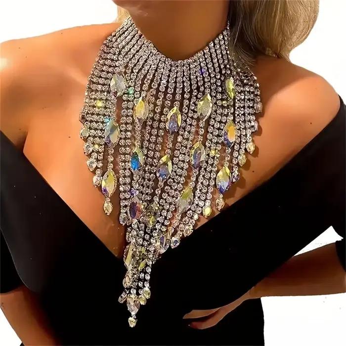 Collier Pendentif Exagéré de Luxe pour Femme, Accessoires de Reine, Bijoux à Strass et Pompon, Grande Taille Applicable aux banquets de mariage