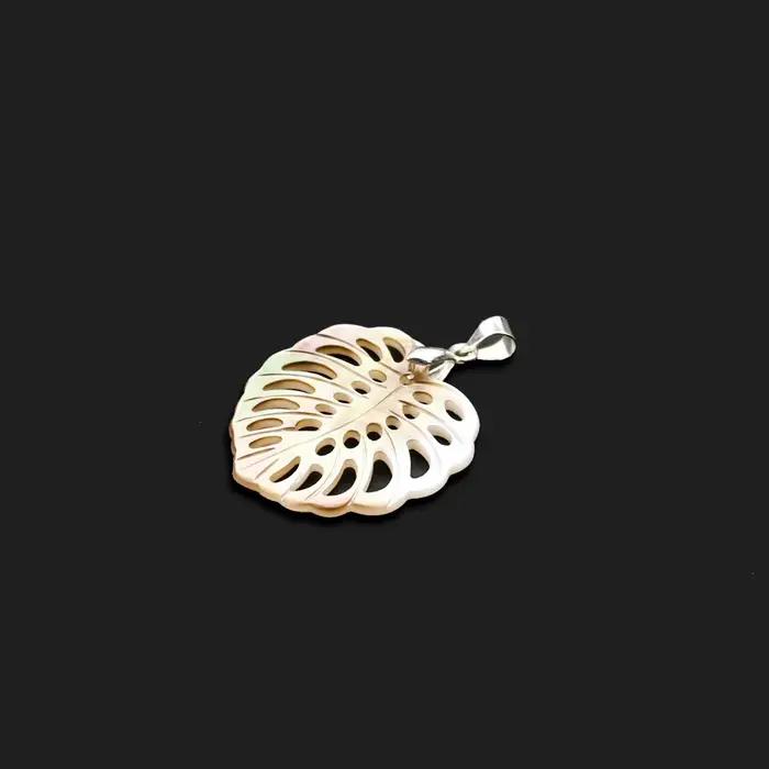 Collier de Luxe en Coquille Noire Naturelle pour Femme