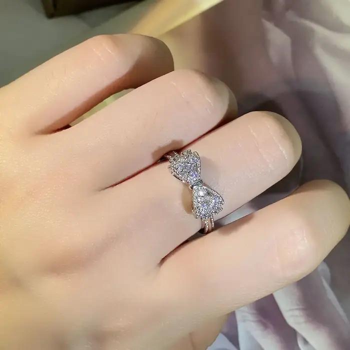 Bague en argent sterling à nœud fantastique sertie de zirconium blanc pour femmes, bijou romantique pour occasions spéciales, cadeau idéal pour mariage, fiançailles et fêtes