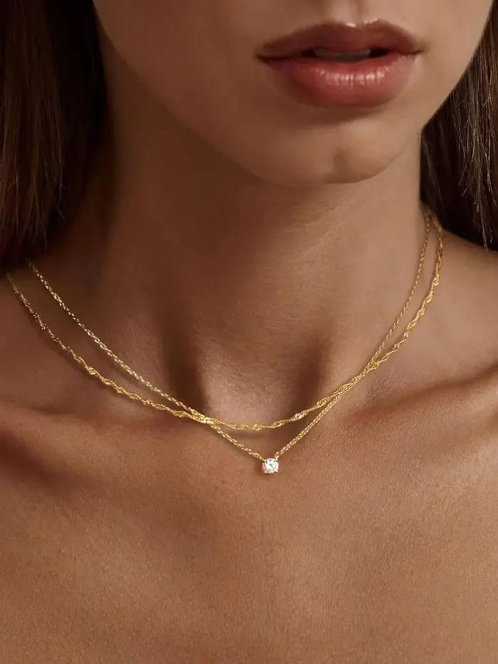 Collier en diamant pour femmes mariage élégant avec pendentif rond en or plaqué et zirconium simple cadeau spécial