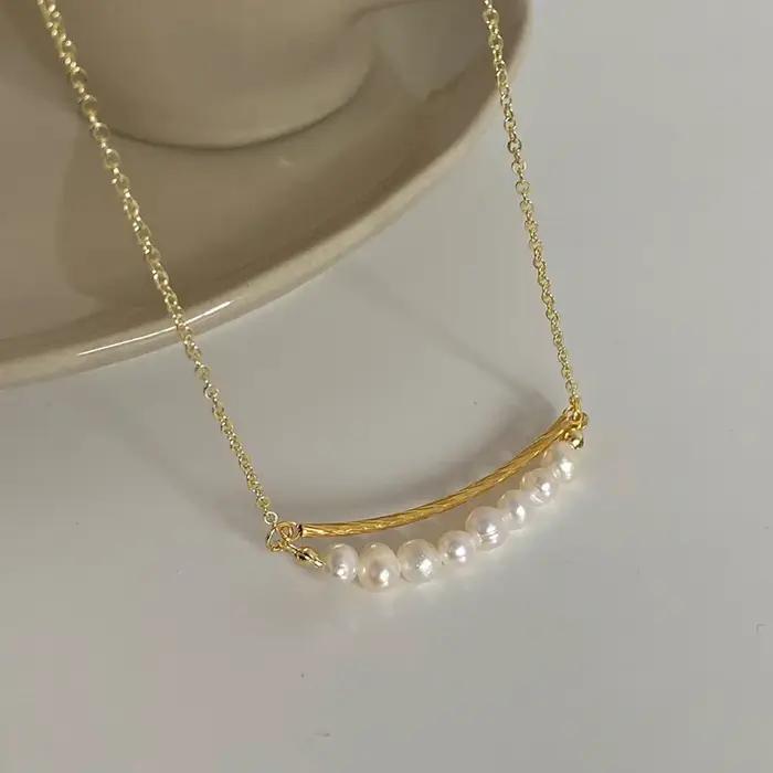 Colliers en chaîne de perles baroques couleur or pour femmes, bijoux tendance minimalistes, accessoires géométriques