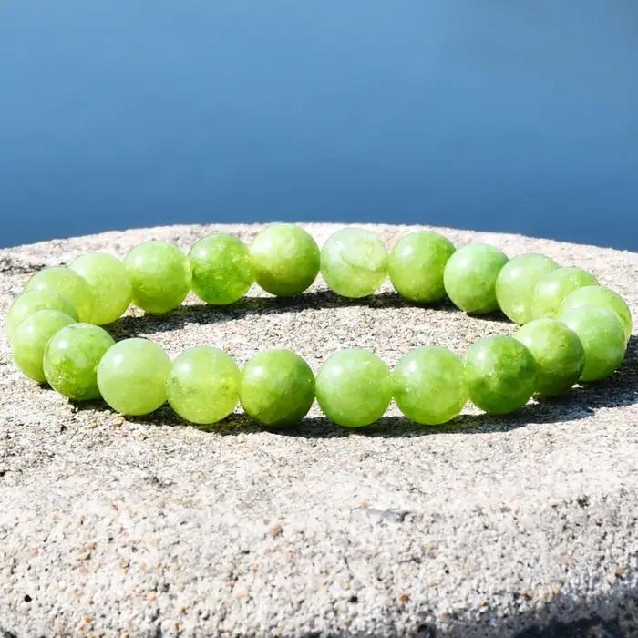 Bracelet de perles rondes en péridot vert pour femmes