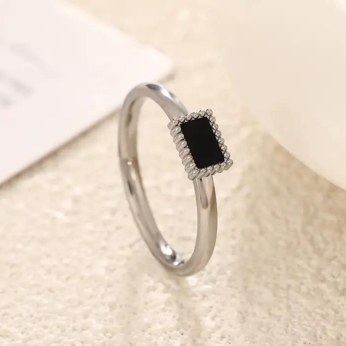 Bague rectangulaire noire en acier inoxydable pour femmes, bagues minimalistes à la mode, bijoux géo