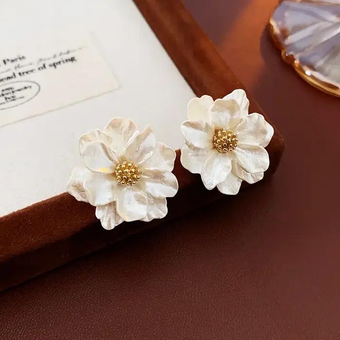 Boucles d'oreilles en résine fleur