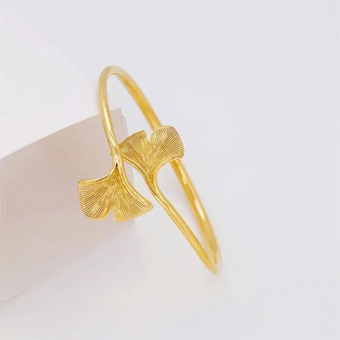 Bracelet manchette feuille de Ginkgo couleur or pour femmes