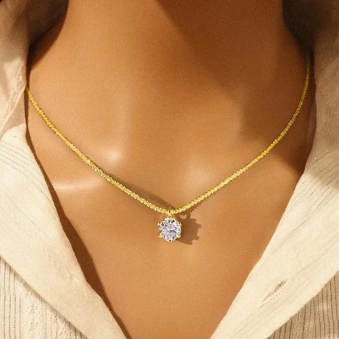 LOUTF 1CT Collier pendentif blanc en diamant Moissanite étincelant de luxe pour femmes
