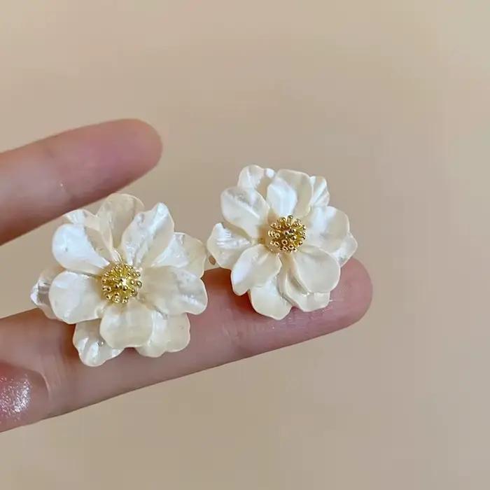 Boucles d'oreilles de luxe en micro-zircon et perles blanches camélia pour femme, élégantes, imitati