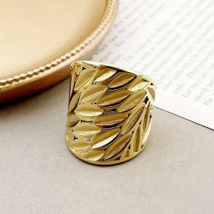 Bague texturée feuille vintage