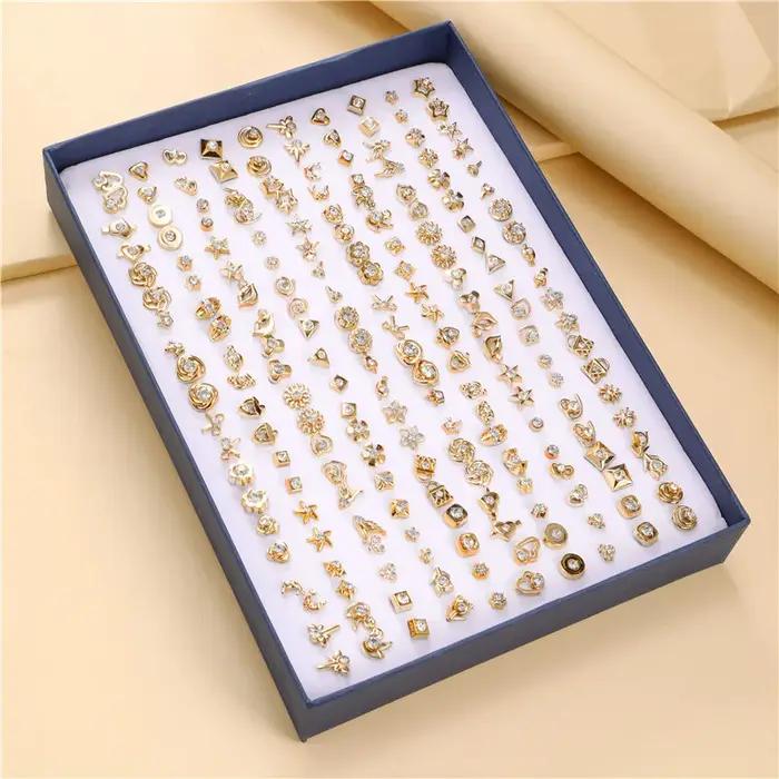 Ensemble de Mini Boucles d'Oreilles Géométriques et Aléatoires pour Fille
