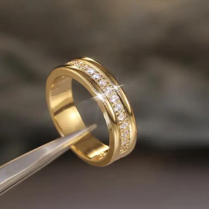 Bague de mariage simple pour femmes pavé central zircon blanc alliance de mariage cadeau Saint-Valentin Fête des Mères anniversaire ocassions spéciales
