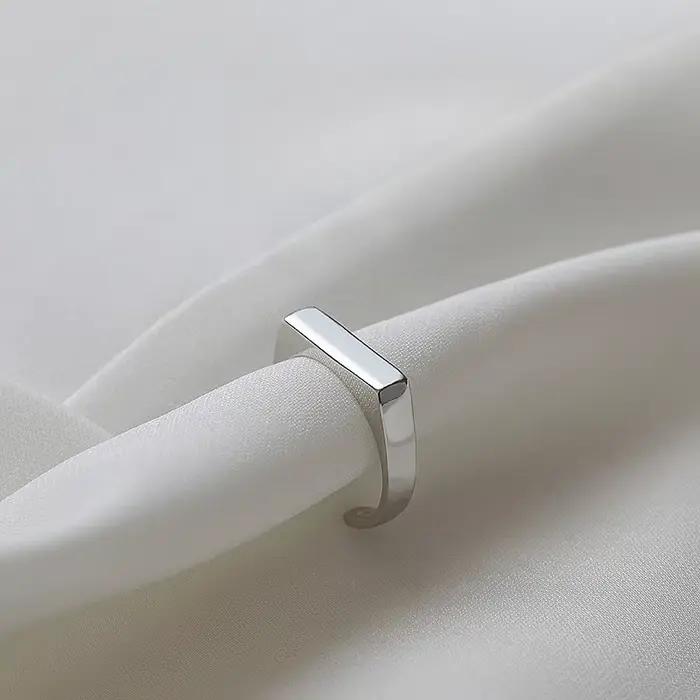 Bague en argent Sterling 925 sertie de zirconium blanc élégante pour femmes occasions spéciales soirée cocktail