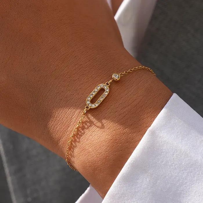 Bracelet en acier inoxydable serti de zircon squelette moderne tracker d'humeur pour femmes occasions spéciales elegance et technologie