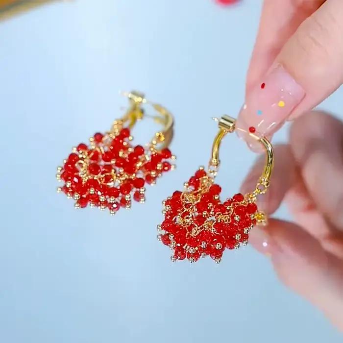 Boucles d'oreilles à pampilles pour femmes, nouveau Design, pendentif en perles de cristal rouge, lumière exquise, luxe, Unique, personnalisé, bijoux